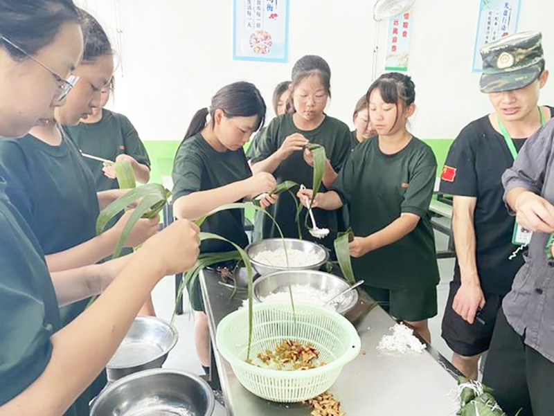 生活自理教育問題孩子學校,素質(zhì)教育學校,行為矯正學校