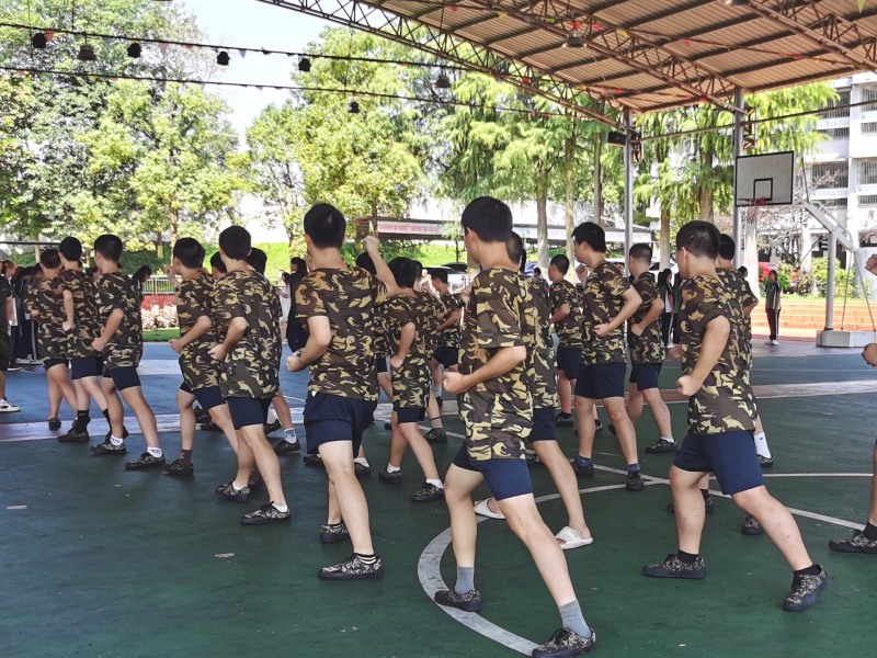 心理輔導(dǎo)學(xué)校,心理健康教育